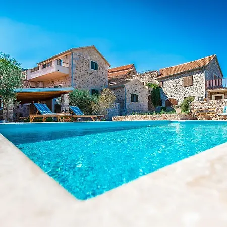Villa Natura Pitve